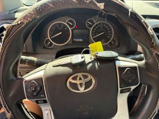 2015 Toyota Tundra SR5 5.7L V8 - Interior Steering Wheel With Keys Image